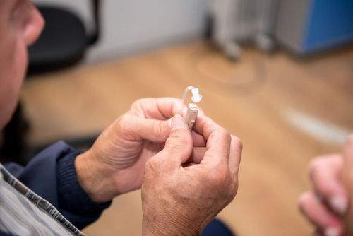 Правила подбора слухового аппарата